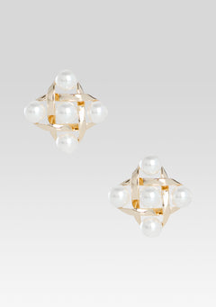 Harlow Pearl Earring