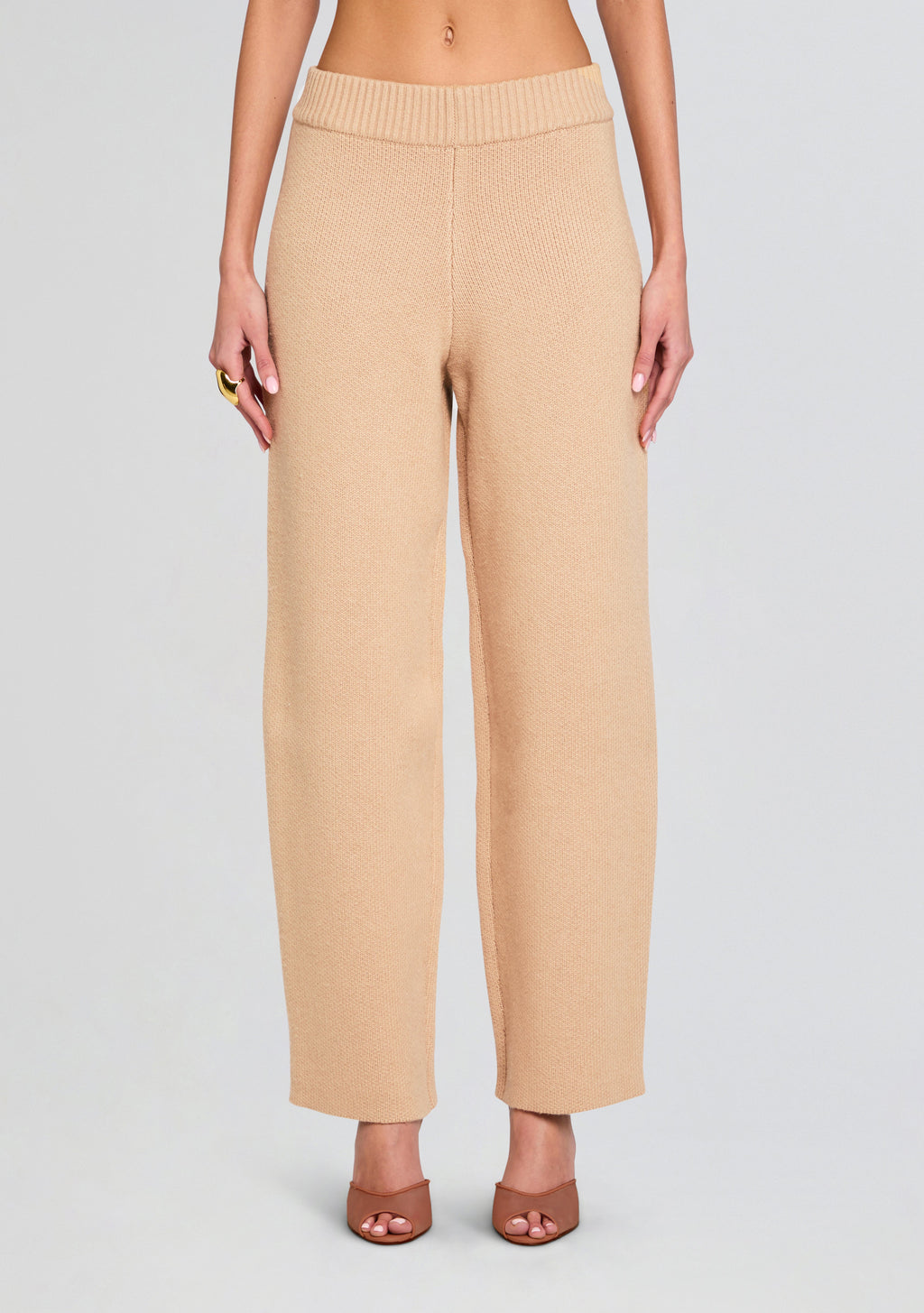 Amara Pant
