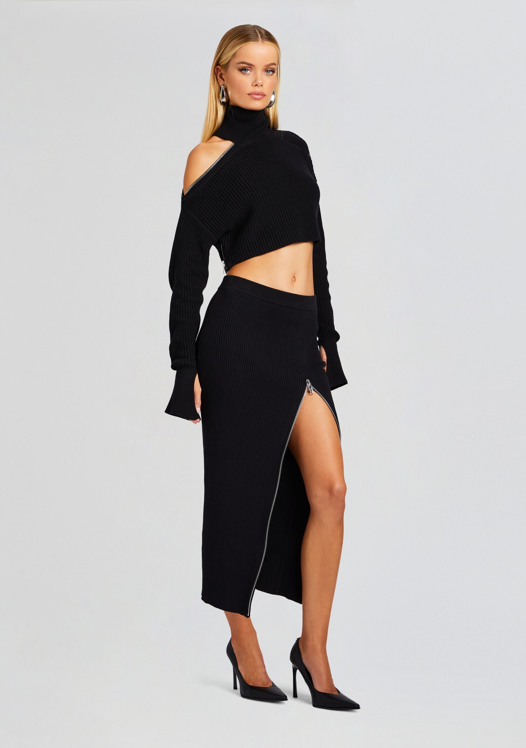 Neumi Sweater