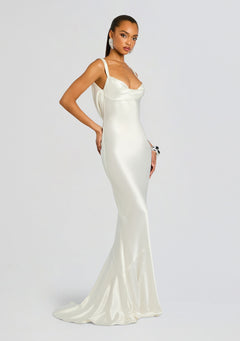Vinicia Dress
