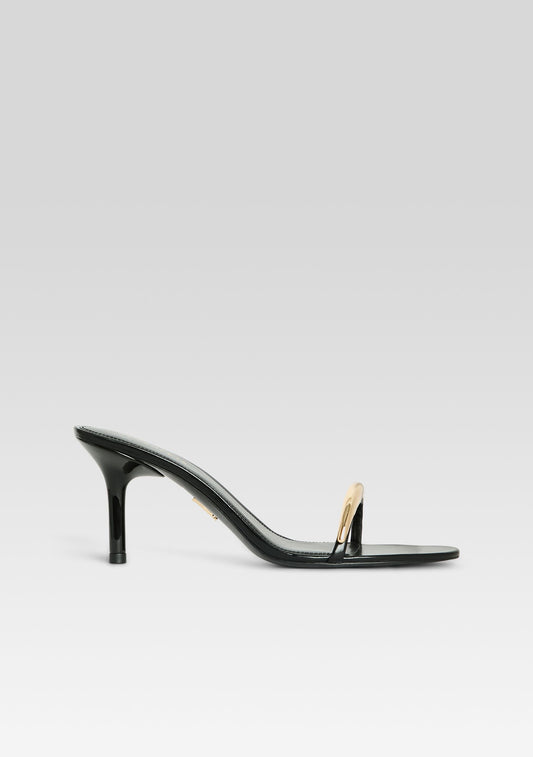 Karli Sandal