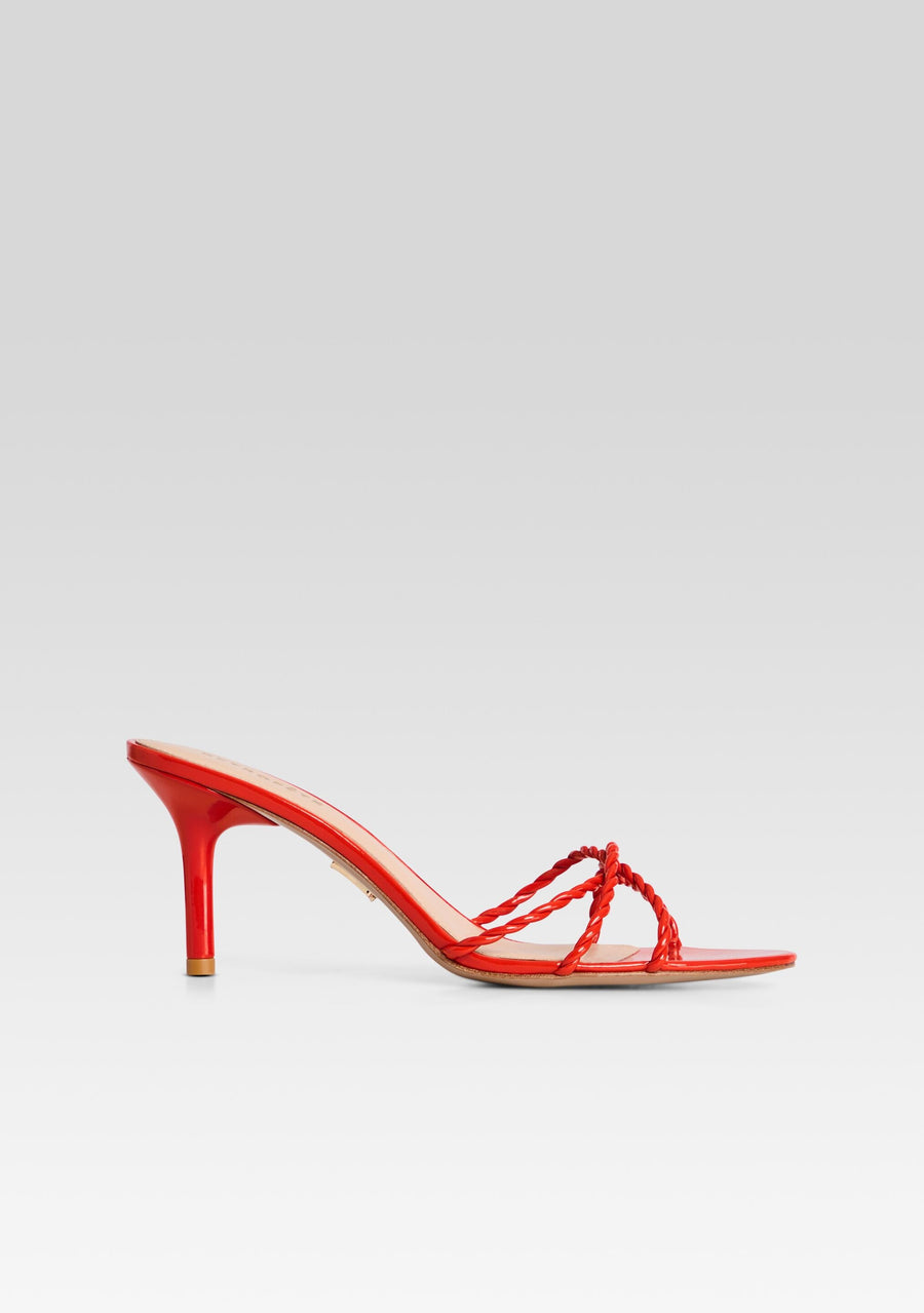 Karolina Sandal